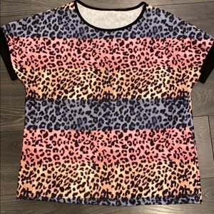 NWOT adorable short sleeve top